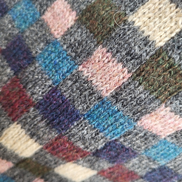 Vintage Cacharel wool Sweater - Picture 7 of 12